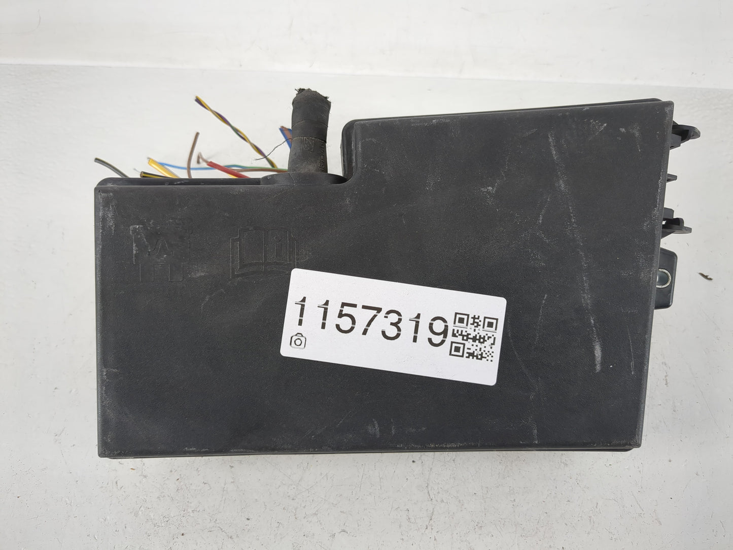 2017 Ford Escape Fusebox Fuse Box Panel Relay Module P/N:AV6T-14A067-AD Fits OEM Used Auto Parts - Oemusedautoparts1.com