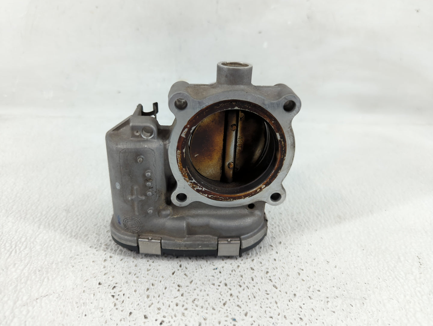 2017-2019 Ford Escape Throttle Body P/N:DS7E-9F991-BB Fits Fits 2014 2015 2016 2017 2018 2019 2020 2021 2022 OEM Used Auto P