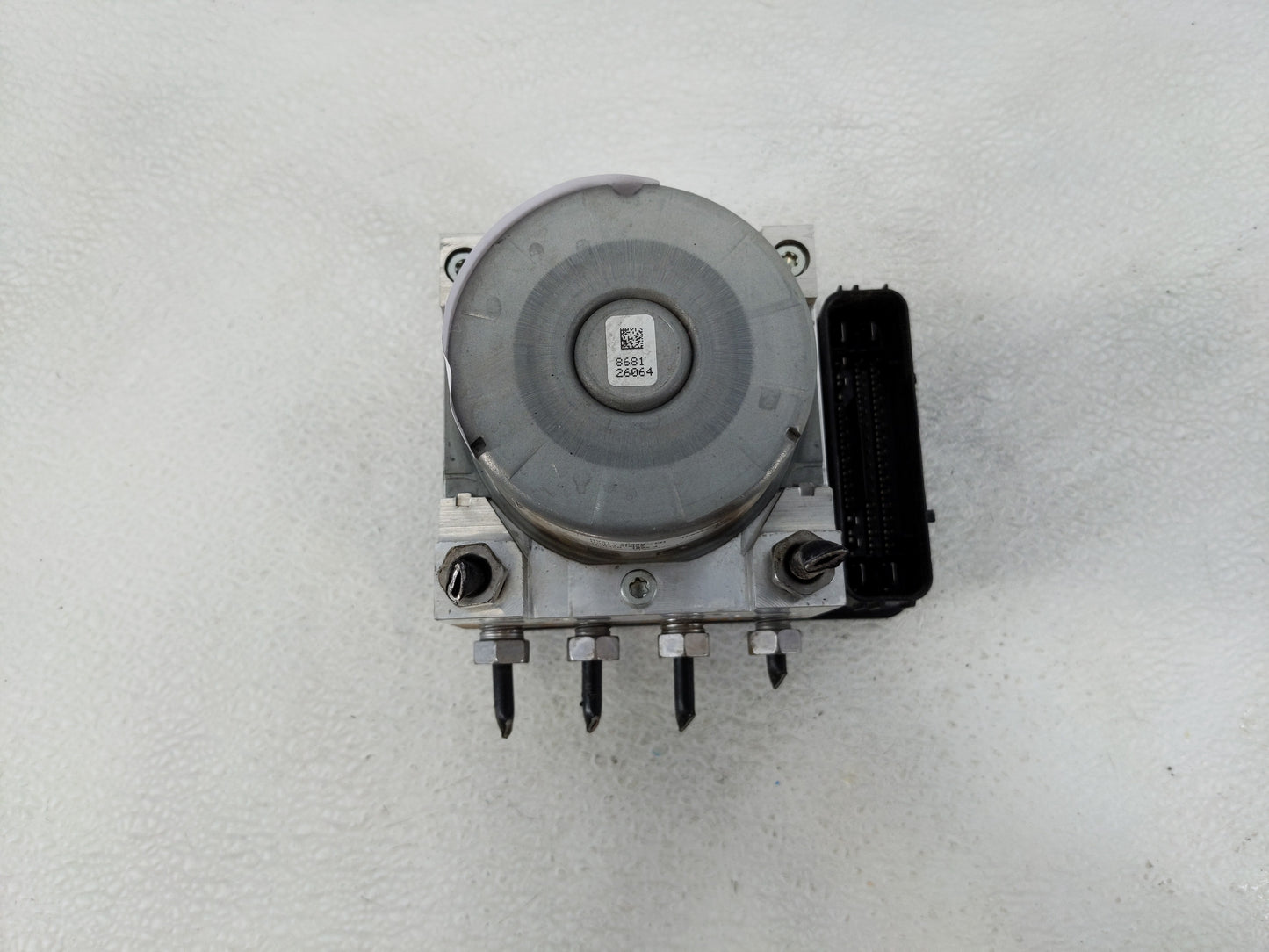 2017-2019 Ford Escape ABS Pump Control Module Replacement P/N:GV61-2C405-CH GV61-2C405-CL Fits Fits 2017 2018 2019 OEM Used 