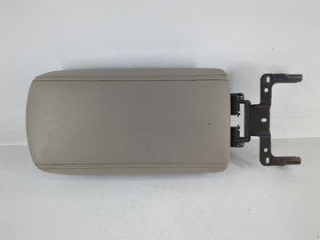 2017-2019 Ford Escape Center Console Armrest Cover Lid P/N:GJ54S045D86 Fits Fits 2017 2018 2019 OEM Used Auto Parts - Oemuse