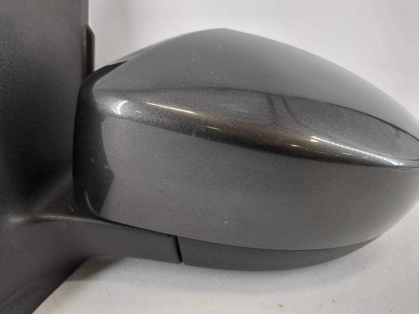 2017-2019 Ford Escape Driver Side View Mirror - Left Door Mirror OEM Used - Oemusedautoparts1.com