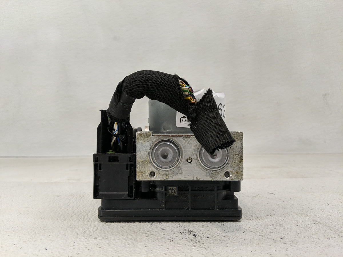 2017-2019 Ford Escape Anti-Lock Brake ABS Pump Module Actuator OEM P/N:GV61-2C405-CE Fits Fits 2017 2018 2019 OEM Used Auto 