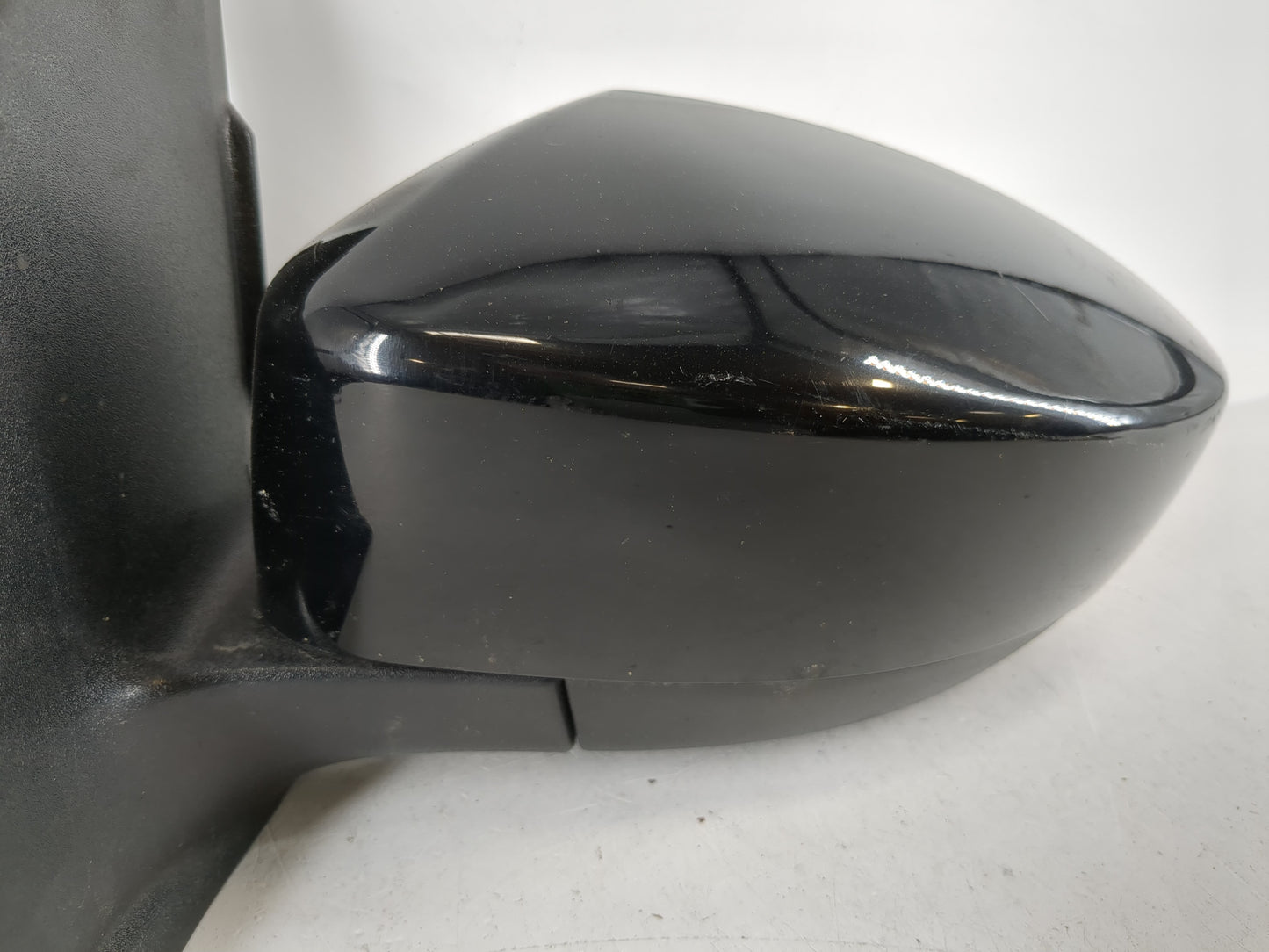 2017-2019 Ford Escape Driver Side View Mirror - Left Door Mirror OEM Used - Oemusedautoparts1.com