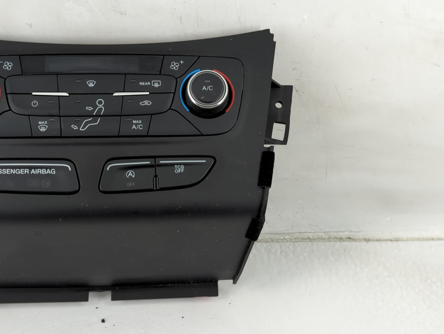 2017 Ford Escape Climate Control Module Temperature AC/Heater Replacement P/N:GJ5T-18C612-EA Fits OEM Used Auto Parts - Oemu