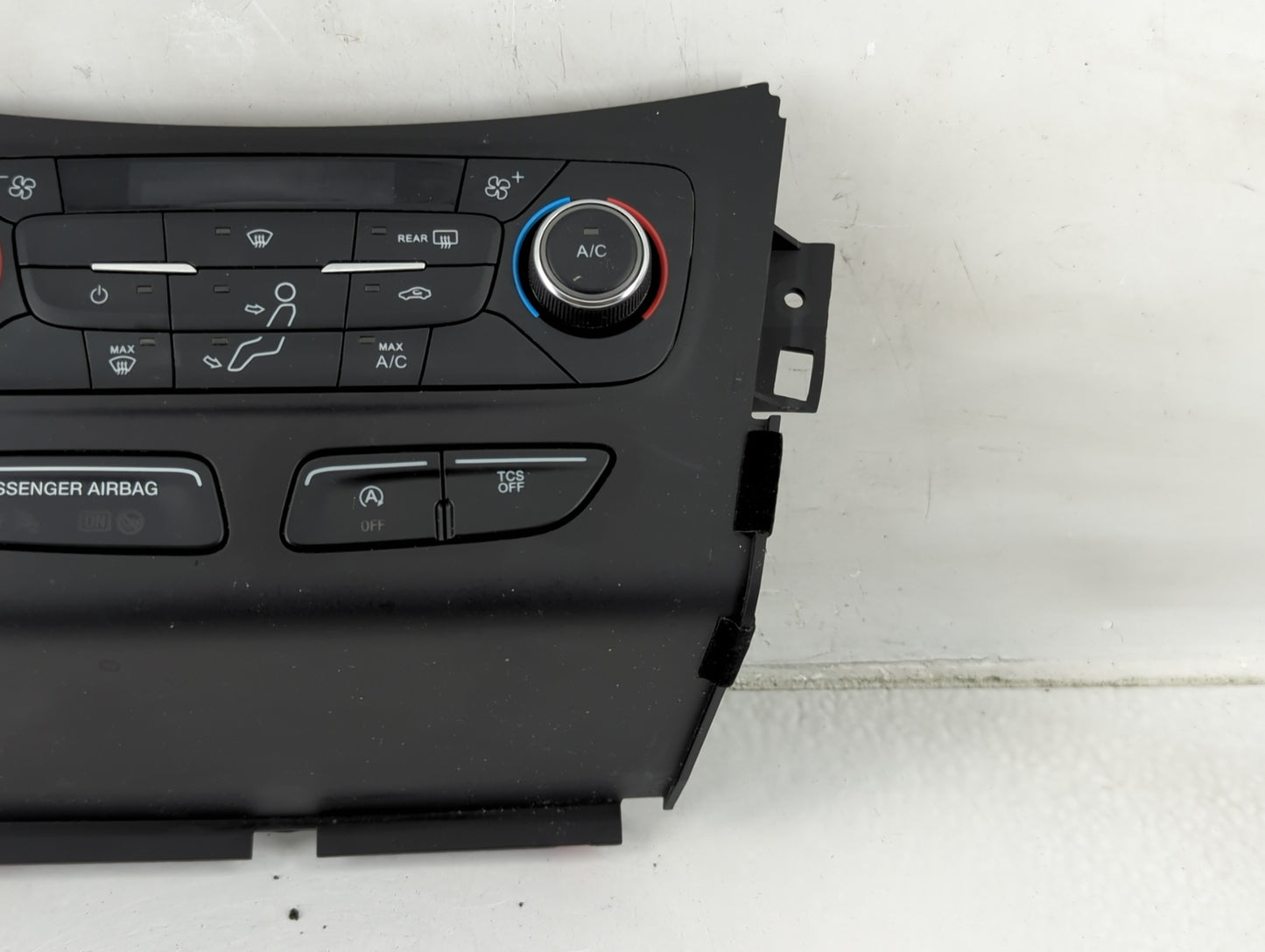 2017 Ford Escape Climate Control Module Temperature AC/Heater Replacement P/N:GJ5T-18C612-EA Fits OEM Used Auto Parts - Oemu