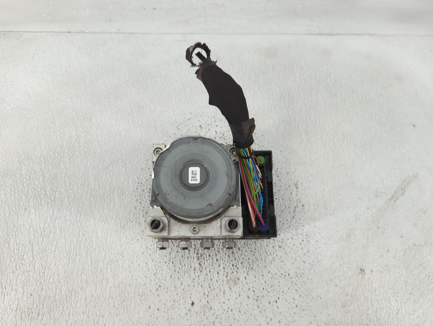2017-2019 Ford Escape ABS Pump Control Module Replacement P/N:GV61-2C405-CH Fits Fits 2017 2018 2019 OEM Used Auto Parts - O