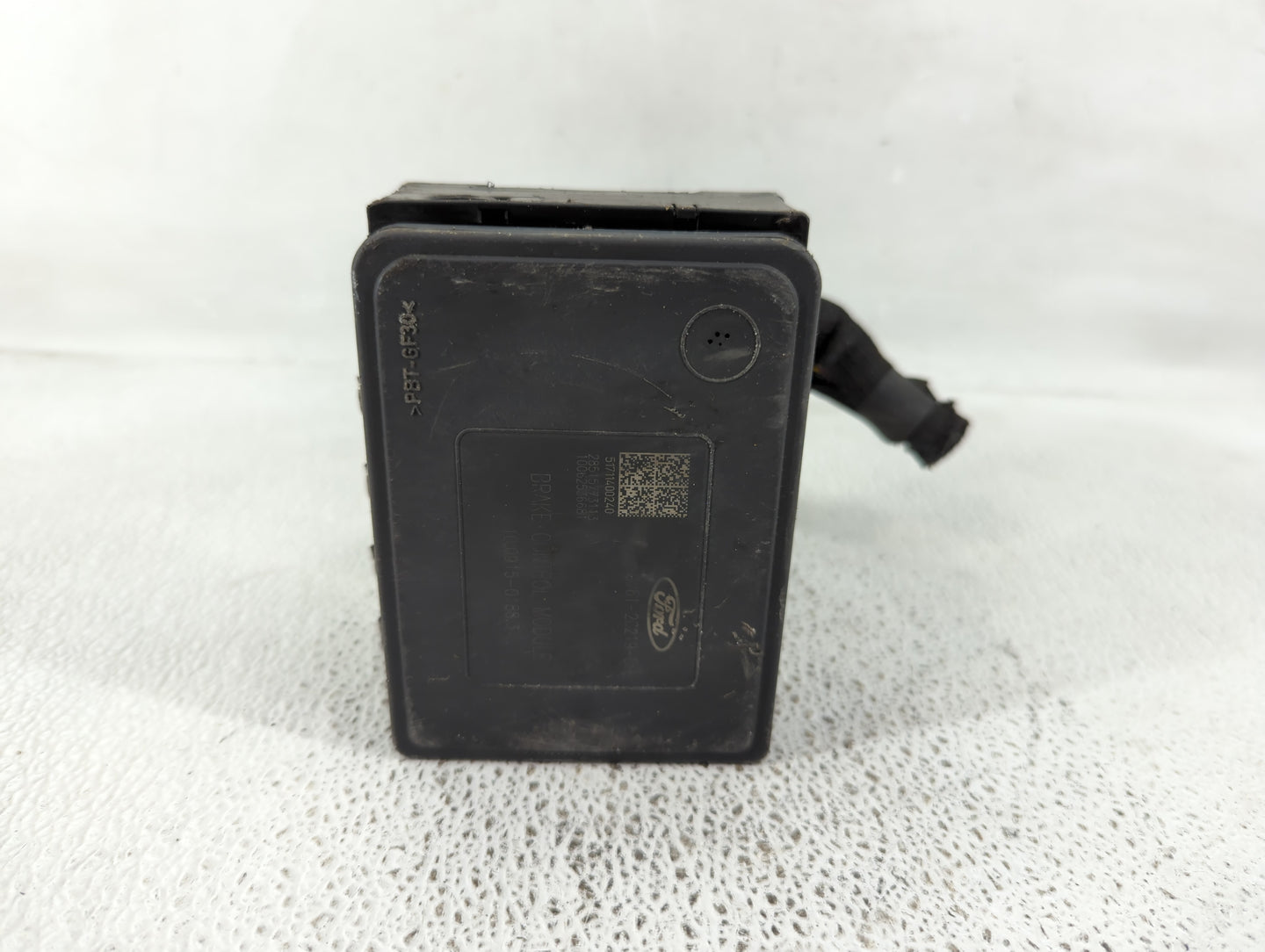 2017-2019 Ford Escape ABS Pump Control Module Replacement P/N:GV61-2C405-CH Fits Fits 2017 2018 2019 OEM Used Auto Parts - O