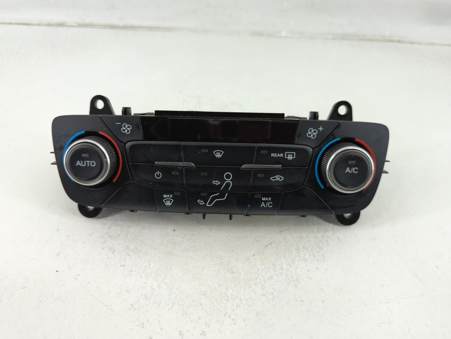 2017 Ford Escape Climate Control Module Temperature AC/Heater Replacement P/N:GJ5T-18C612-AE Fits OEM Used Auto Parts - Oemu