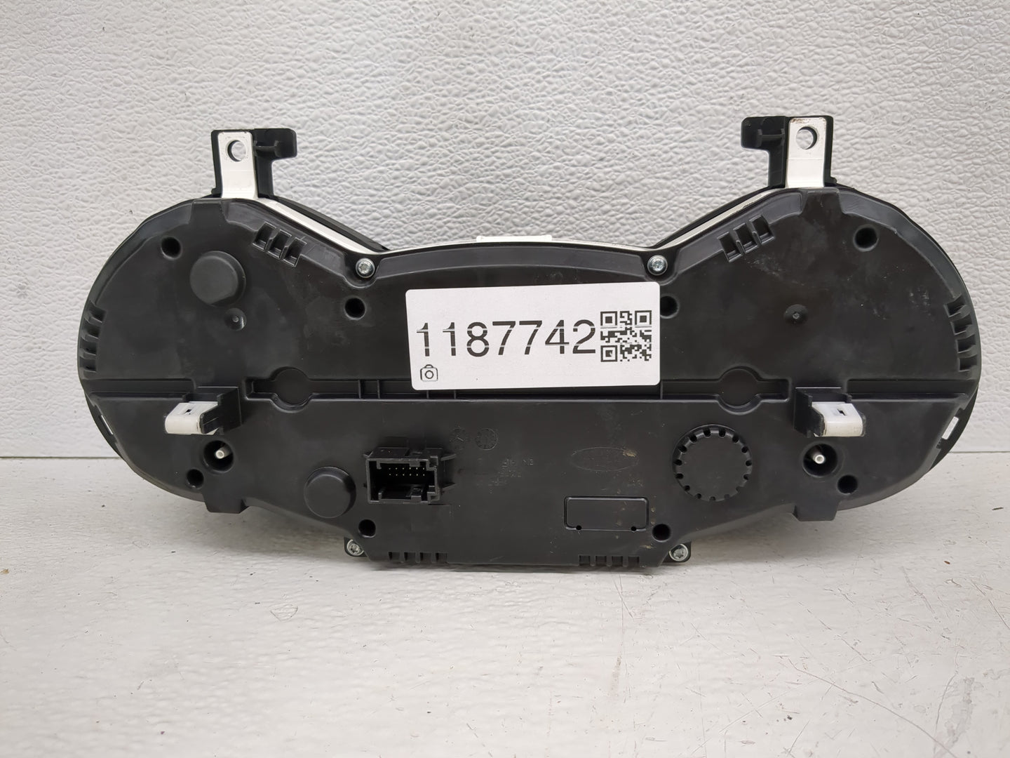 2017 Ford Escape Instrument Cluster Speedometer Gauges Fits OEM Used Auto Parts - Oemusedautoparts1.com