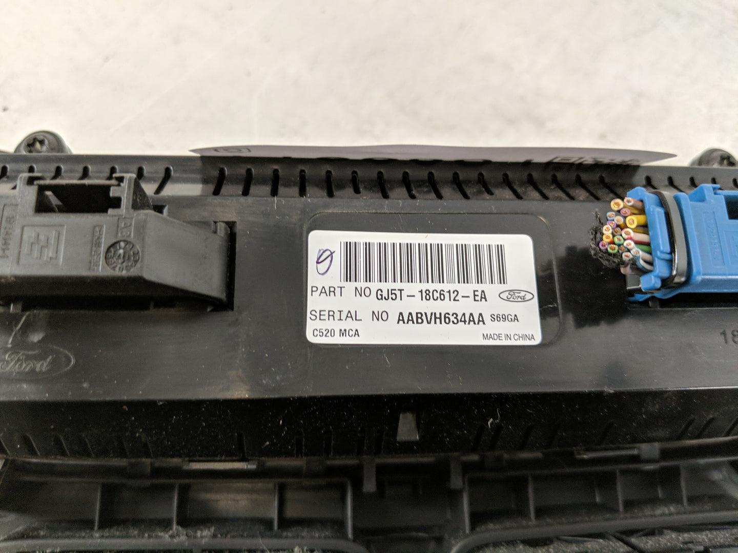 2017 Ford Escape Climate Control Module Temperature AC/Heater Replacement P/N:GJ5T-18C612-EA Fits OEM Used Auto Parts - Oemu