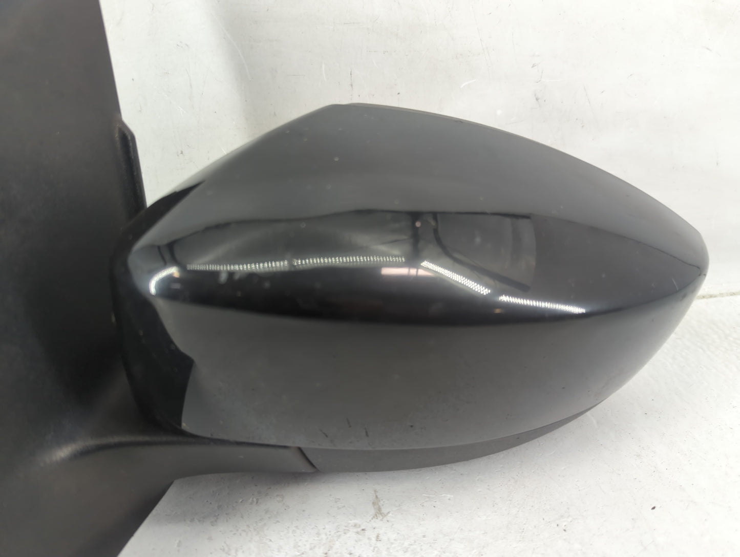 2017-2019 Ford Escape Driver Side View Mirror - Left Door Mirror OEM Used - Oemusedautoparts1.com