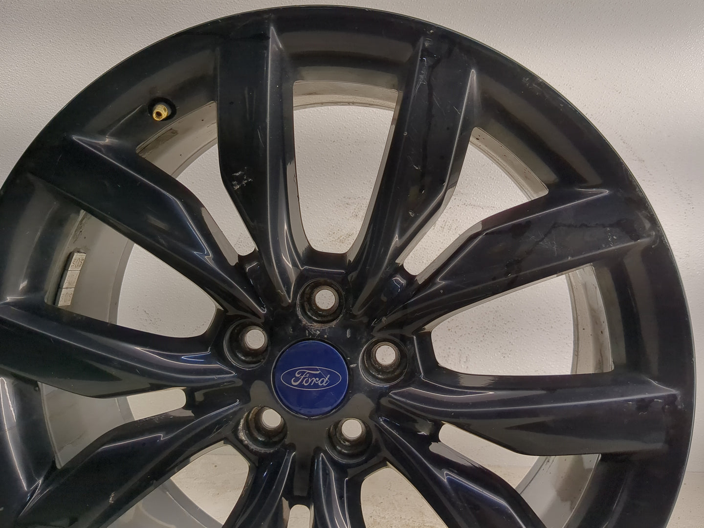 2017-2019 Ford Escape Oem Wheel Rim - Oemusedautoparts1.com