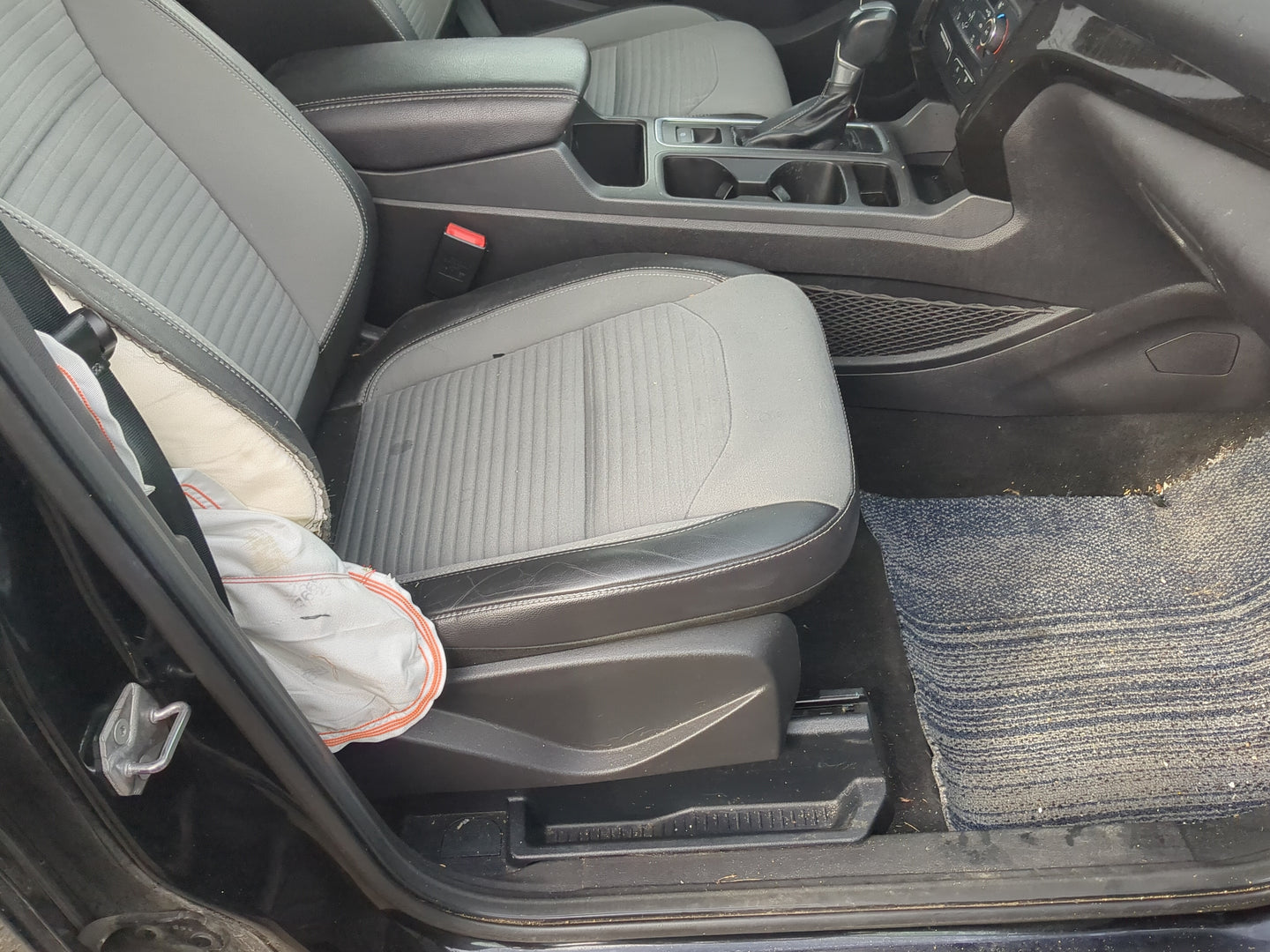 2013-2019 Ford Escape Passenger Front Door Oem 1205610 - Oemusedautoparts1.com