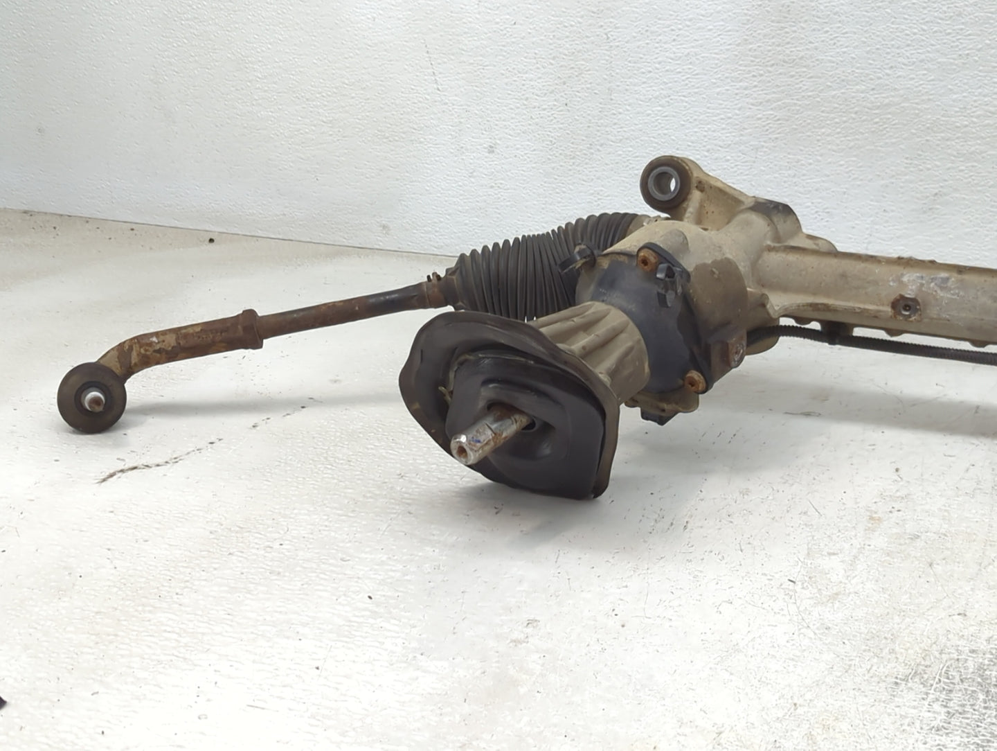 2015-2019 Ford Escape Rack and Pinion Steering Gear Fits Fits 2015 2016 2017 2018 2019 OEM Used Auto Parts - Oemusedautopart