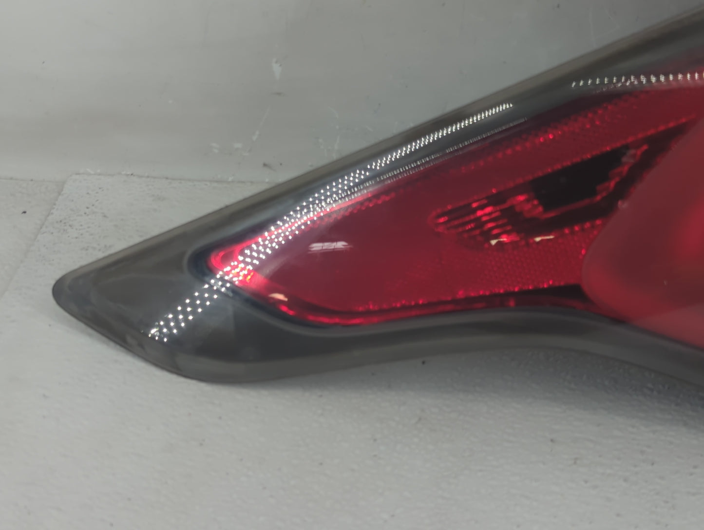 2017-2018 Ford Escape Tail Light Assembly Driver Left OEM P/N:GJ54-13405-AG Fits Fits 2017 2018 OEM Used Auto Parts - Oemuse
