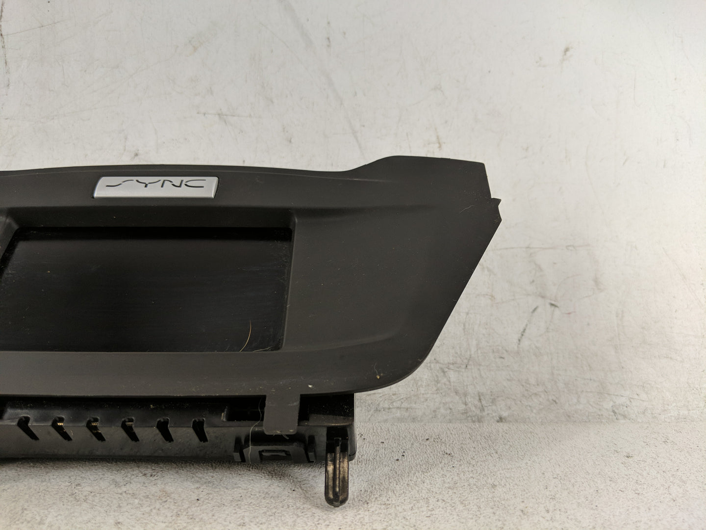 2017 Ford Escape Radio AM FM Cd Player Receiver Replacement P/N:F1FT-18B955-RA Fits Fits 2018 OEM Used Auto Parts - Oemuseda