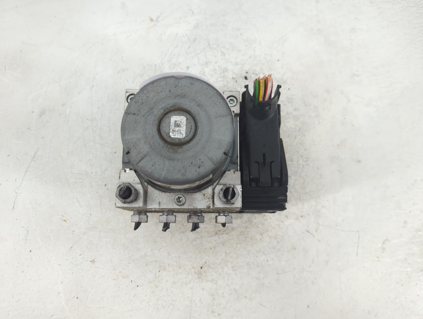 2017-2019 Ford Escape ABS Pump Control Module Replacement P/N:GV61-2C405-CJ Fits Fits 2017 2018 2019 OEM Used Auto Parts - O