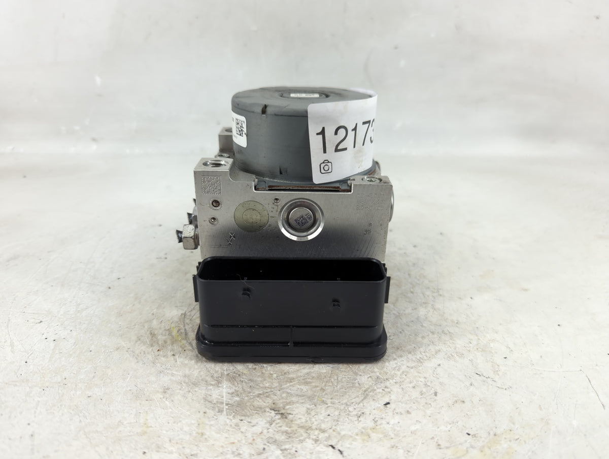 2017-2019 Ford Escape Anti-Lock Brake ABS Pump Module Actuator OEM P/N:GV61-2C405-CH Fits Fits 2017 2018 2019 OEM Used Auto 