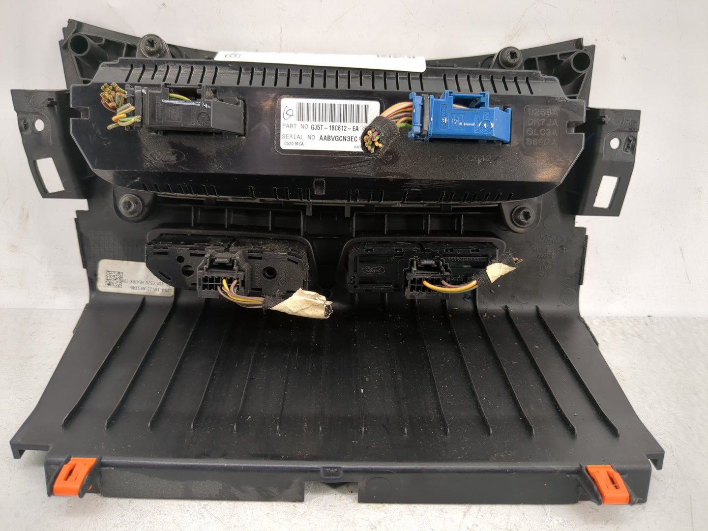 2017 Ford Escape Climate Control Module Temperature AC/Heater Replacement P/N:GJ5T-18C612-EA Fits OEM Used Auto Parts - Oemu