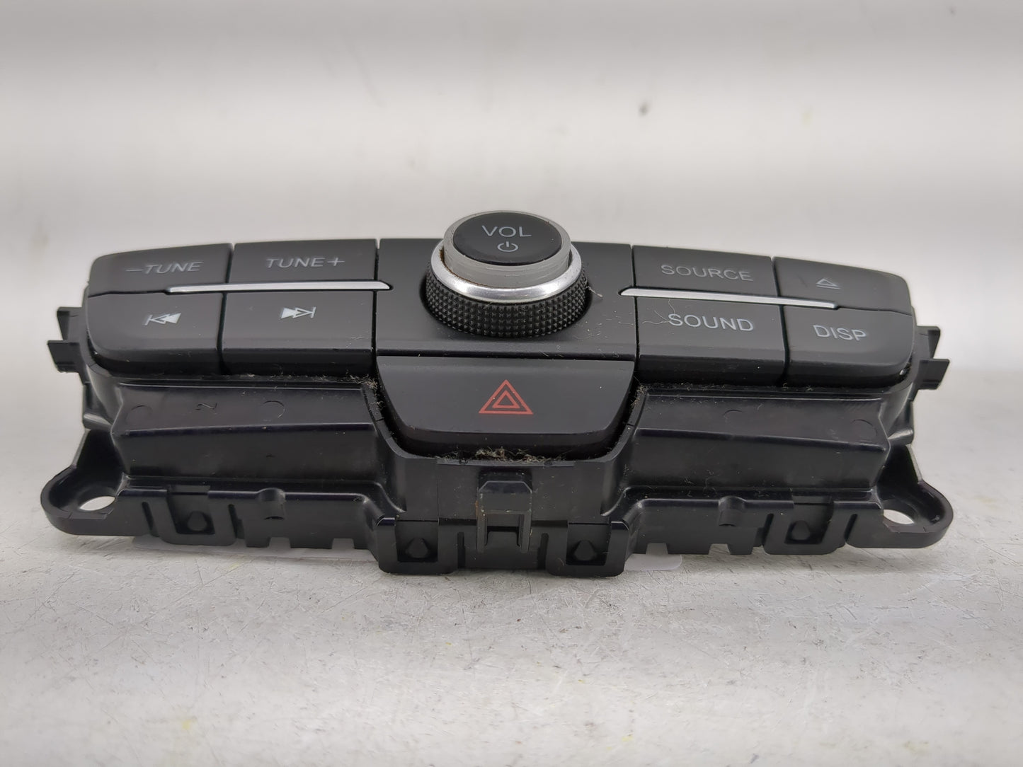 2017 Ford Escape Climate Control Module Temperature AC/Heater Replacement P/N:F1CT18K811HC Fits OEM Used Auto Parts - Oemuse