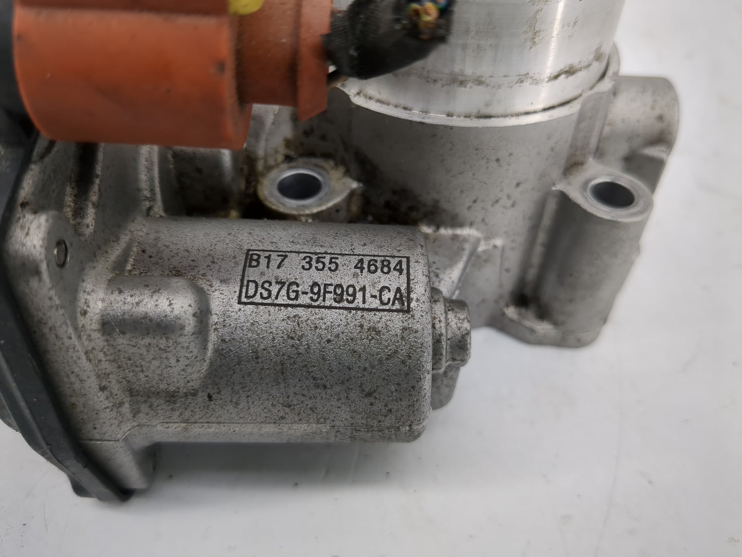 2017-2019 Ford Escape Throttle Body P/N:DS7G-9F991-CA Fits Fits 2014 2015 2016 2017 2018 2019 2020 OEM Used Auto Parts - Oem