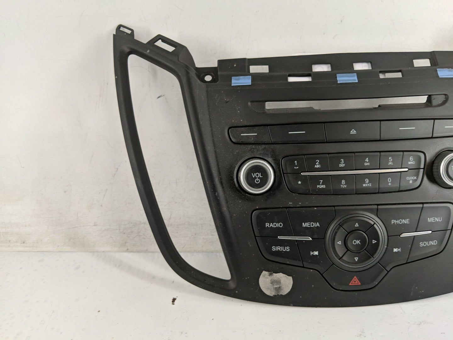 2017-2019 Ford Escape Radio AM FM Cd Player Receiver Replacement P/N:F1ET18K811KD Fits Fits 2015 2016 2017 2018 2019 OEM Use