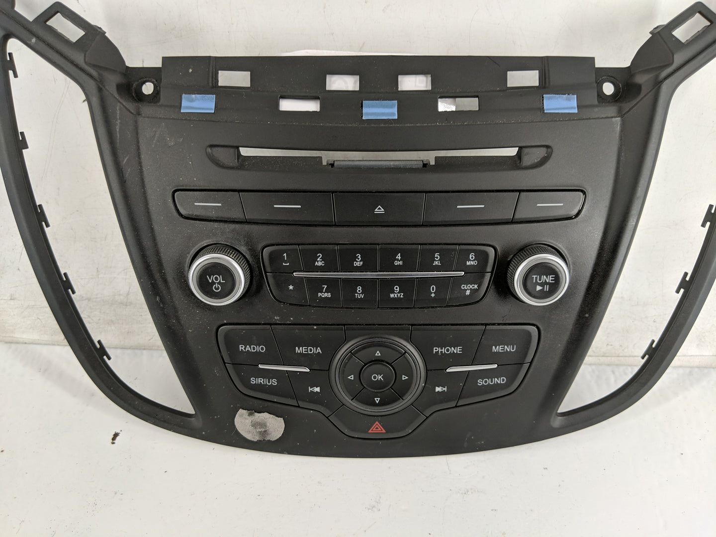 2017-2019 Ford Escape Radio AM FM Cd Player Receiver Replacement P/N:F1ET18K811KD Fits Fits 2015 2016 2017 2018 2019 OEM Use