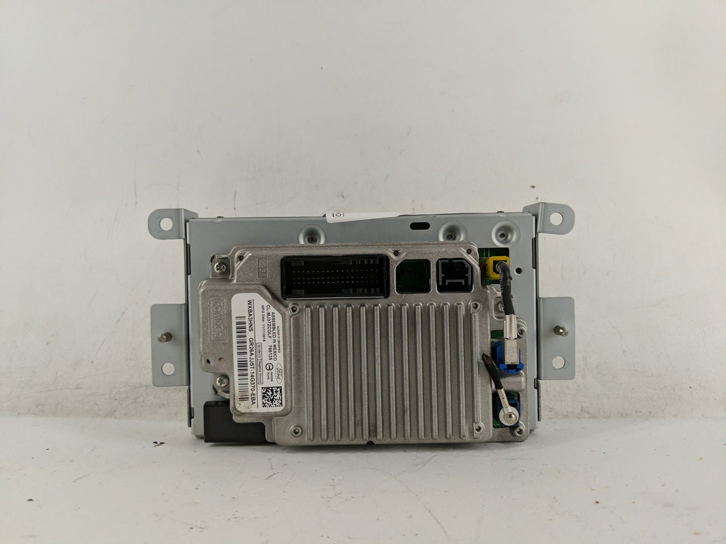 2016-2019 Ford Escape Information Display Screen - Oemusedautoparts1.com
