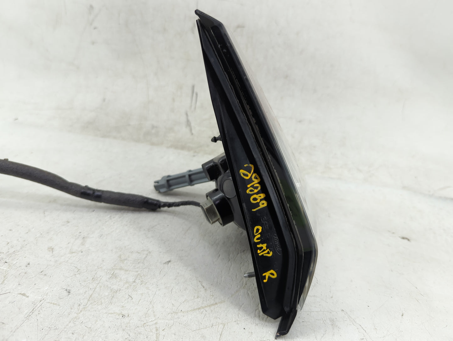 2017-2018 Ford Escape Passenger Right Side Deck Lid Mounted Tail Light 1219843 - Oemusedautoparts1.com