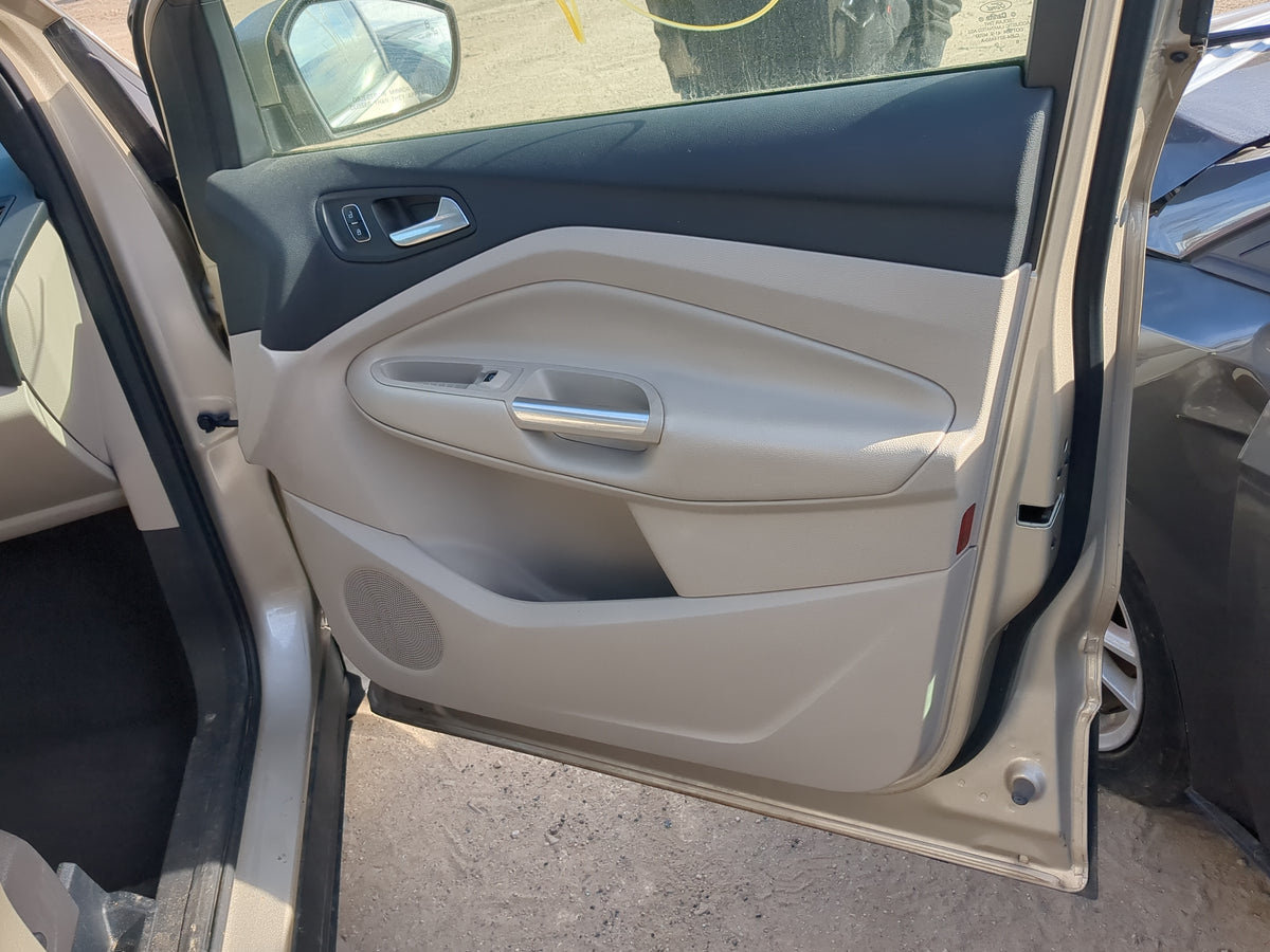 2017 Ford Escape Front Right Passenger Interior Door Panel Trim 1219956 - Oemusedautoparts1.com