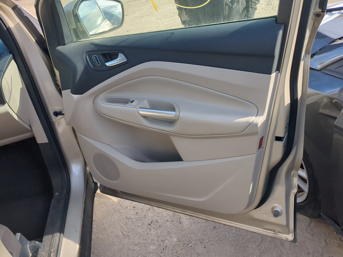 2017 Ford Escape Front Right Passenger Interior Door Panel Trim 1219956 - Oemusedautoparts1.com