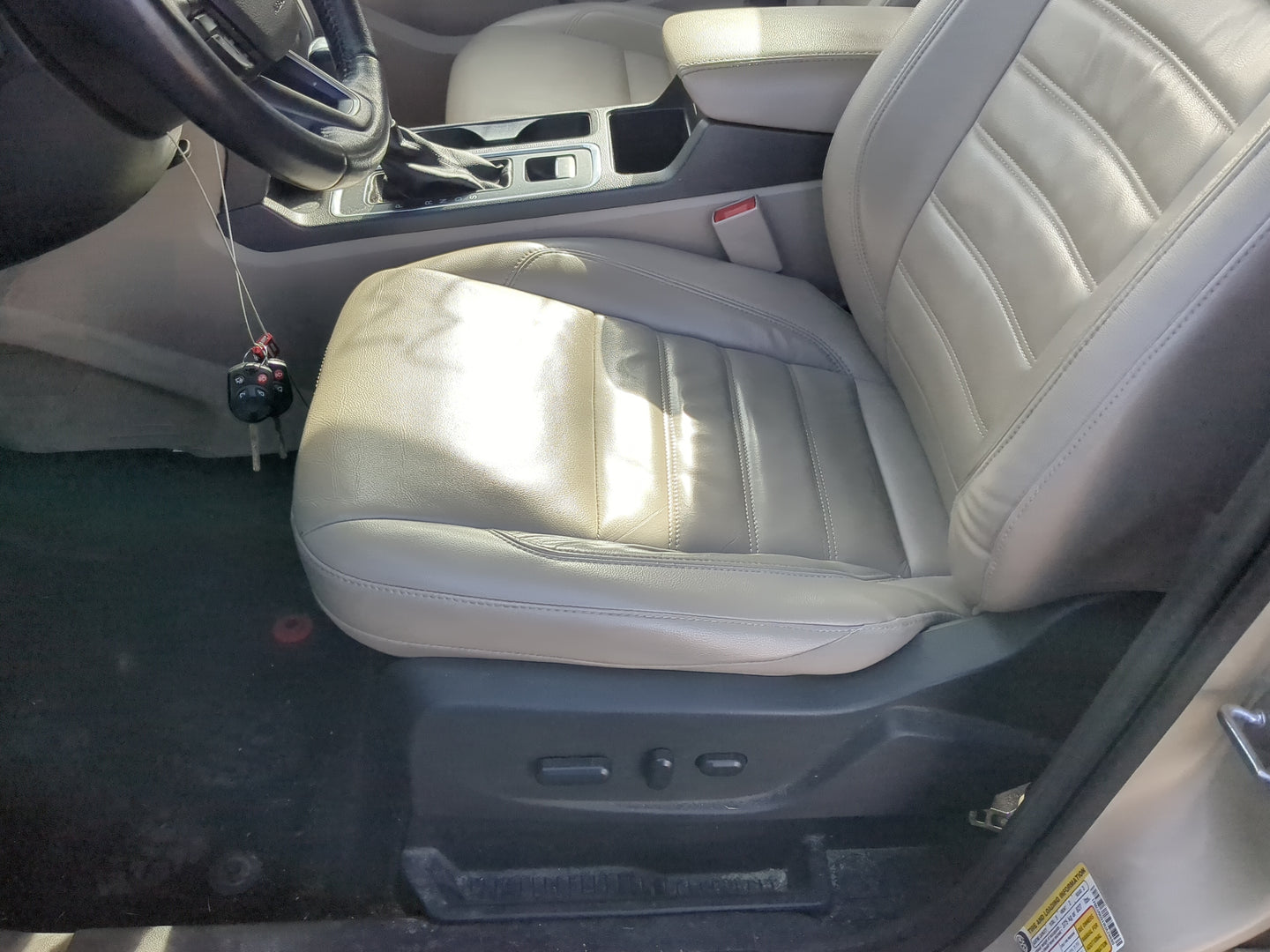 2016-2019 Ford Escape Driver Front Seat Oem - Oemusedautoparts1.com