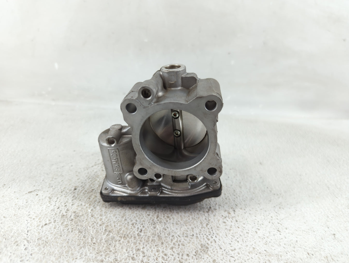 2017-2019 Ford Escape Throttle Body P/N:DS7G-9F991-BB Fits Fits 2014 2015 2016 2017 2018 2019 2020 OEM Used Auto Parts - Oem