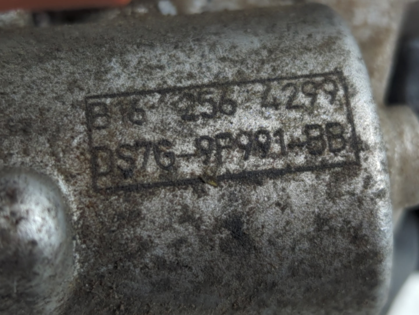 2017-2019 Ford Escape Throttle Body P/N:DS7G-9F991-BB Fits Fits 2014 2015 2016 2017 2018 2019 2020 OEM Used Auto Parts - Oem