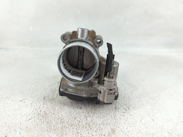 2017-2019 Ford Escape Throttle Body P/N:5 09890 11 DS7G-9F991-BB Fits Fits 2014 2015 2016 2017 2018 2019 2020 OEM Used Auto 