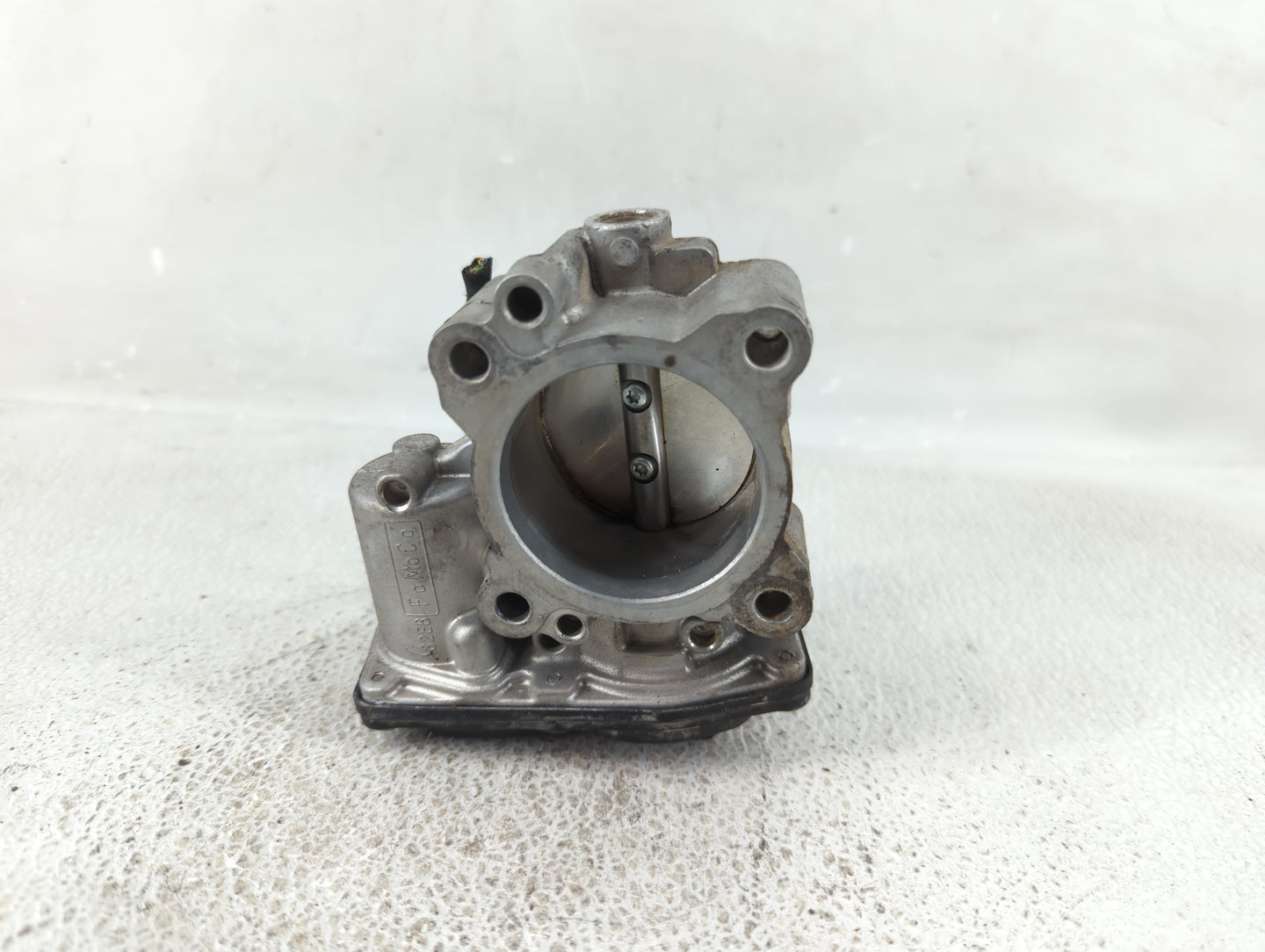 2017-2019 Ford Escape Throttle Body P/N:5 09890 11 DS7G-9F991-BB Fits Fits 2014 2015 2016 2017 2018 2019 2020 OEM Used Auto 