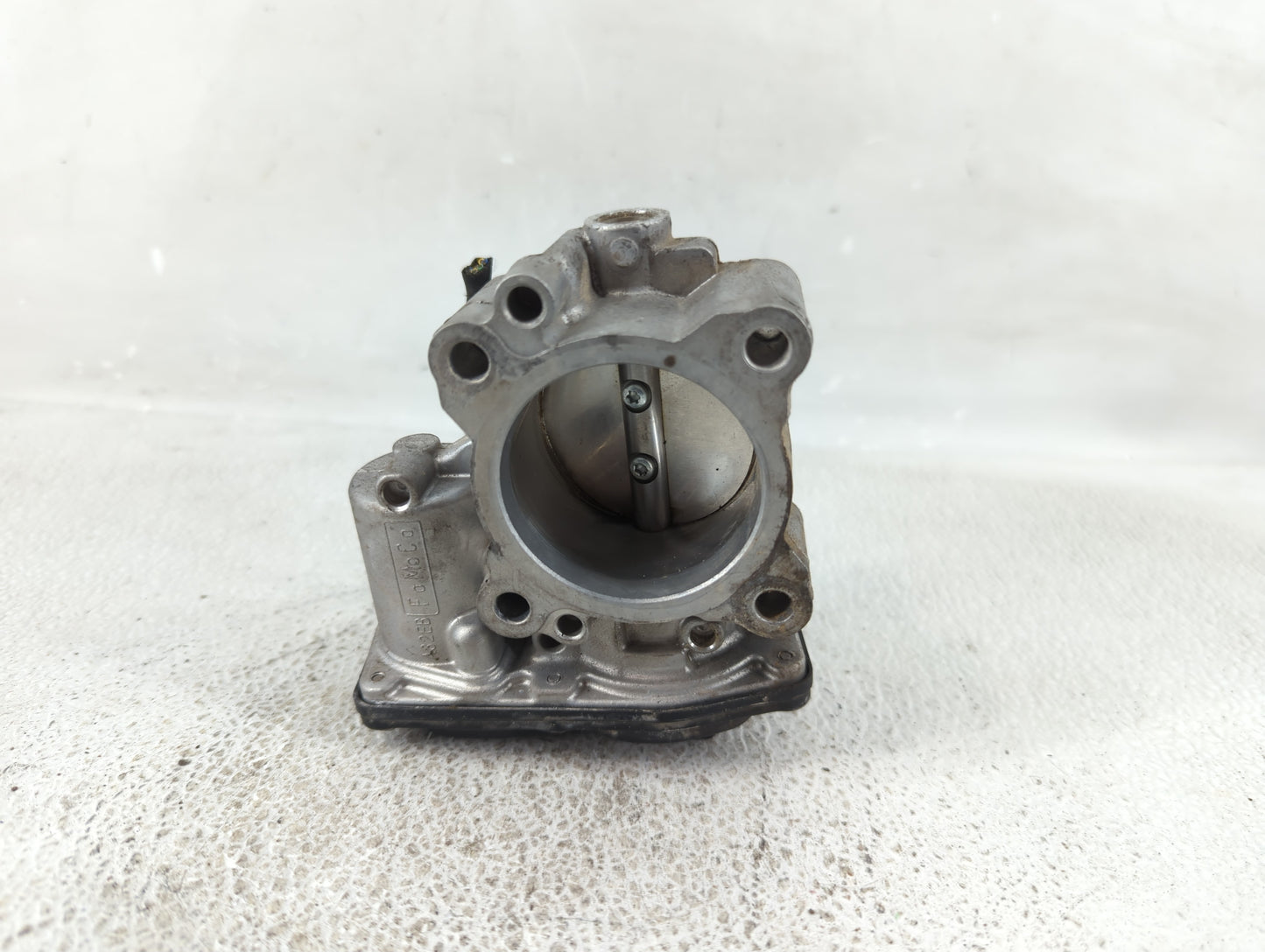 2017-2019 Ford Escape Throttle Body P/N:5 09890 11 DS7G-9F991-BB Fits Fits 2014 2015 2016 2017 2018 2019 2020 OEM Used Auto 