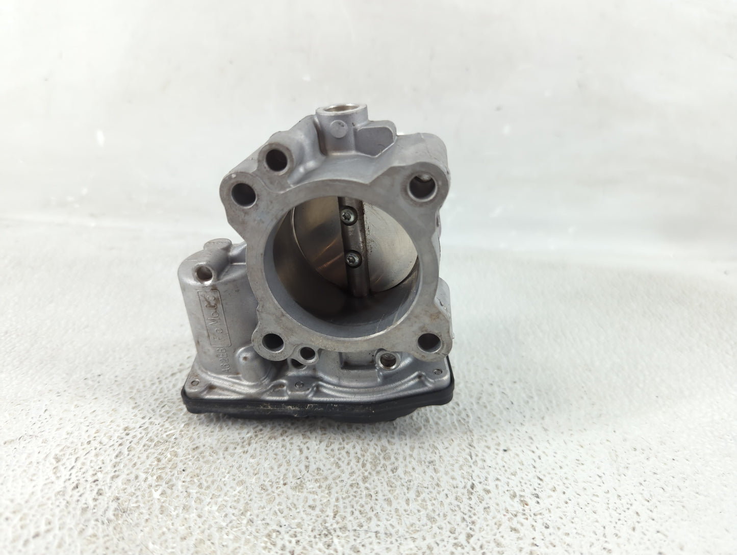 2017-2019 Ford Escape Throttle Body P/N:DS7G-9F991-BB Fits Fits 2014 2015 2016 2017 2018 2019 2020 OEM Used Auto Parts - Oem