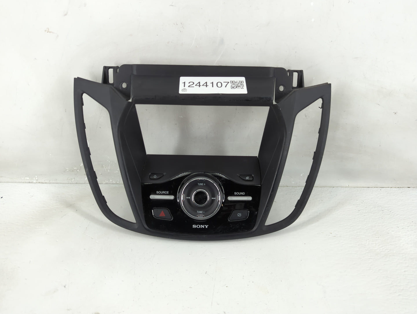 2017-2019 Ford Escape Radio Control Panel - Oemusedautoparts1.com