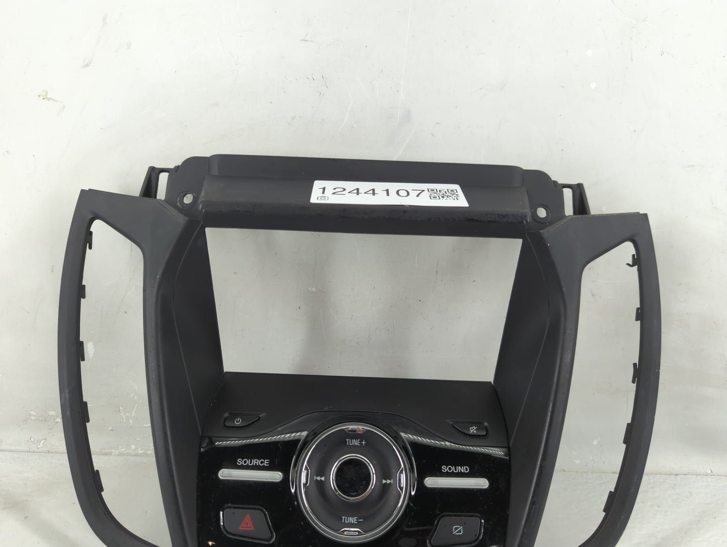 2017-2019 Ford Escape Radio Control Panel - Oemusedautoparts1.com