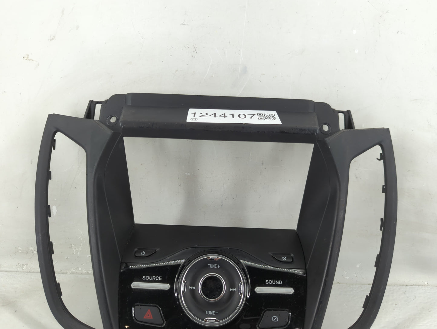 2017-2019 Ford Escape Radio Control Panel - Oemusedautoparts1.com