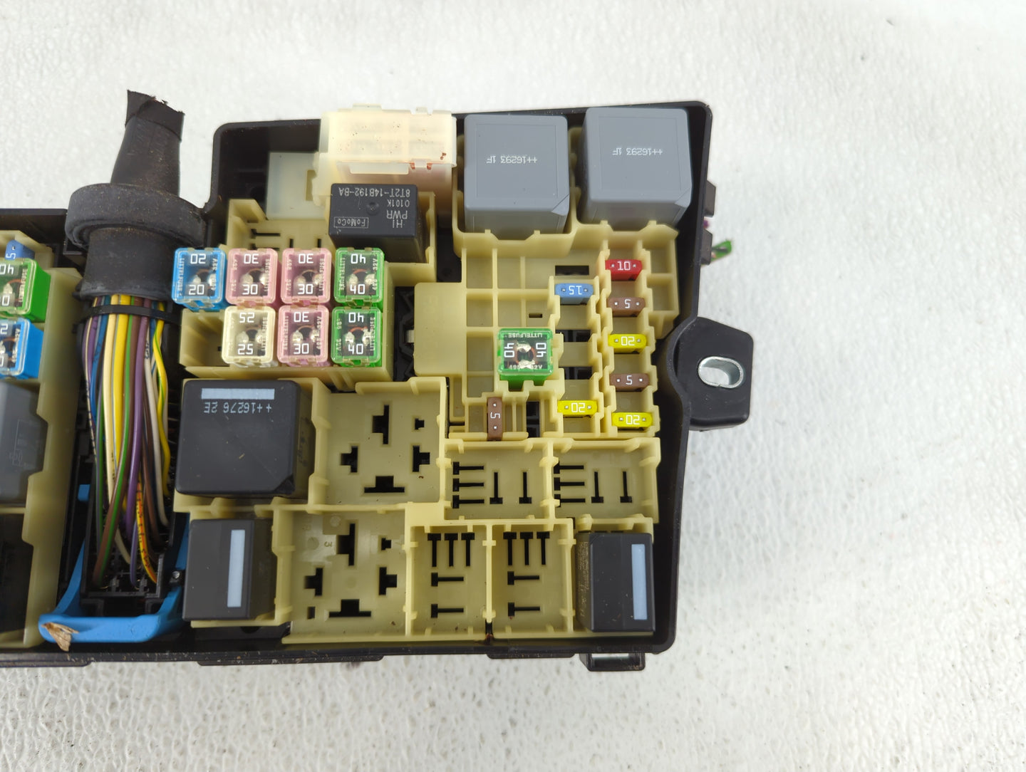 2017 Ford Escape Fusebox Fuse Box Panel Relay Module P/N:AV6T-14A067-AD Fits OEM Used Auto Parts - Oemusedautoparts1.com