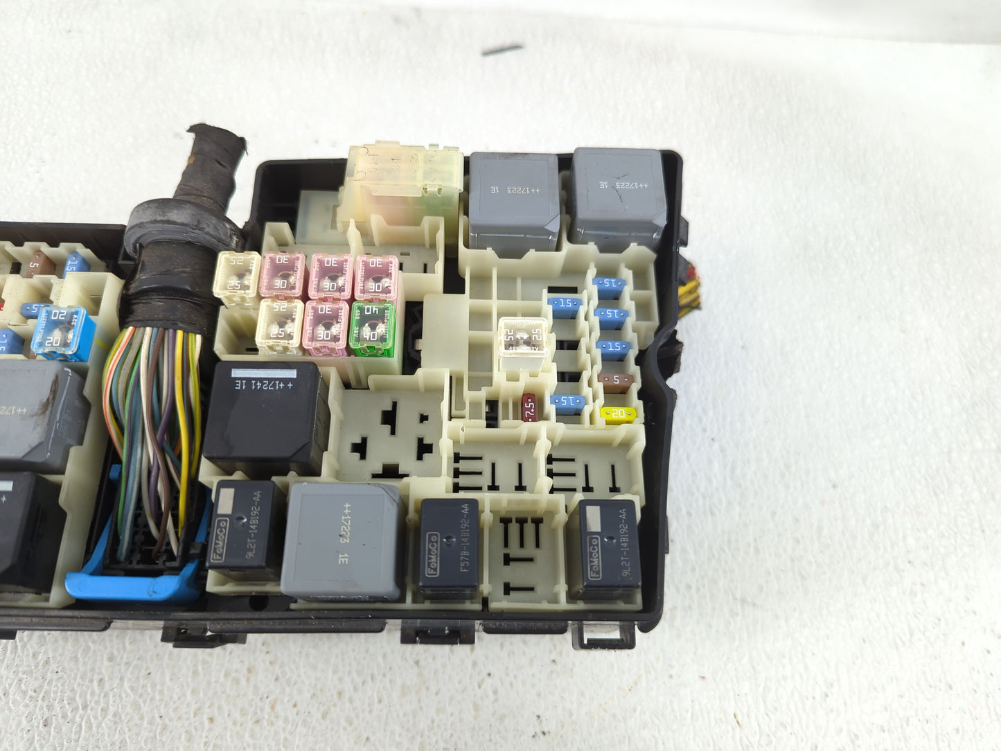 2017 Ford Escape Fusebox Fuse Box Panel Relay Module P/N:AV6T-14A067-AD Fits OEM Used Auto Parts - Oemusedautoparts1.com