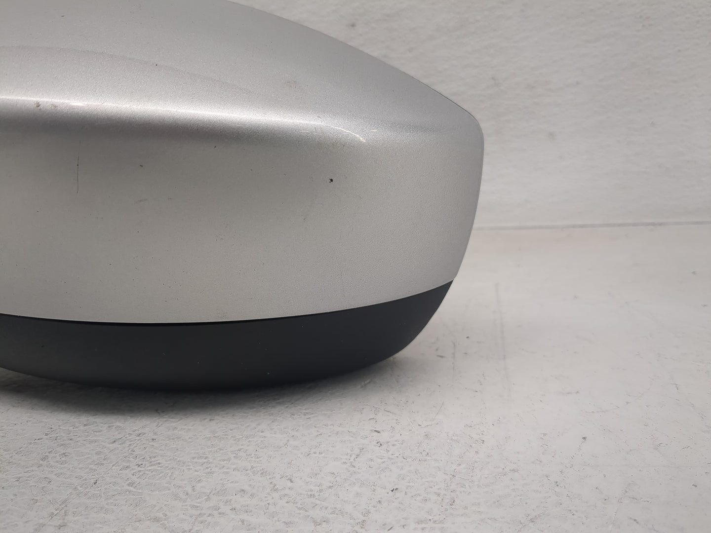 2017-2019 Ford Escape Driver Side View Mirror - Left Door Mirror OEM Used - Oemusedautoparts1.com