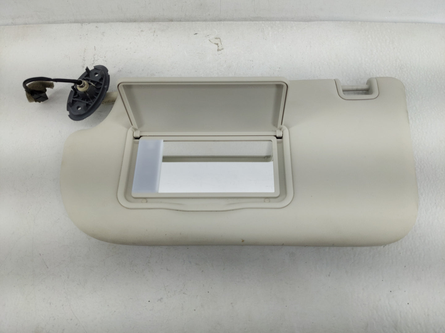 2013-2019 Ford Escape Sun Visor Shade Replacement Driver Left Mirror Fits Fits 2013 2014 2015 2016 2017 2018 2019 OEM Used A