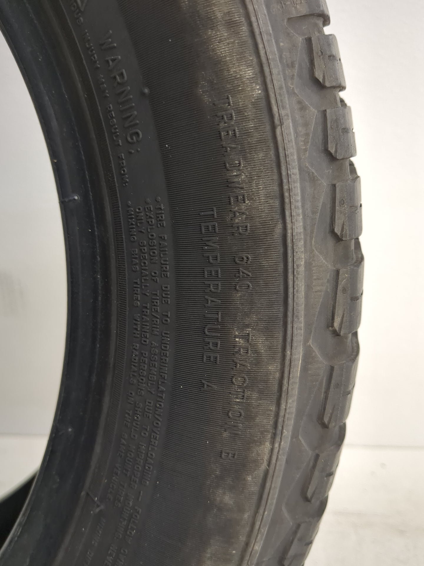 Used Tire 205/55R16 MICHELIN CROSS CLIMATE 2 91H - Tread Depth 7/32 - Oemusedautoparts1.com