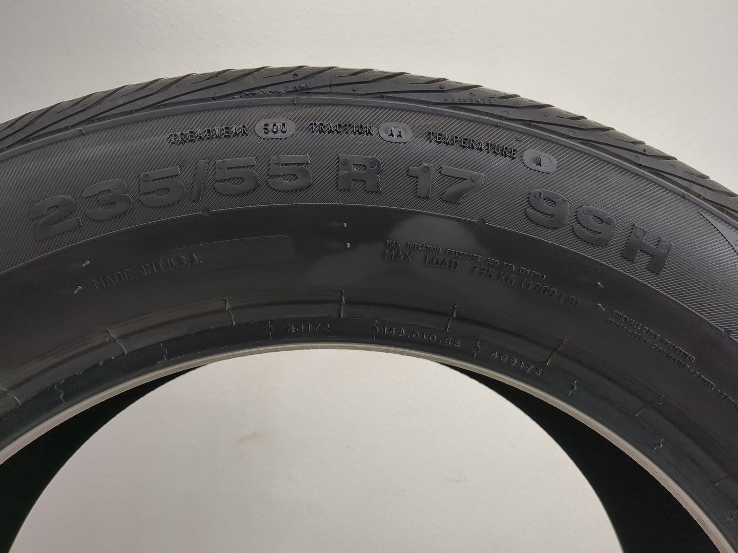 Used Tire 235/55R17 CONTINENTAL CONTIPRO CONTACT E 99H - Tread Depth 8/32 - Oemusedautoparts1.com