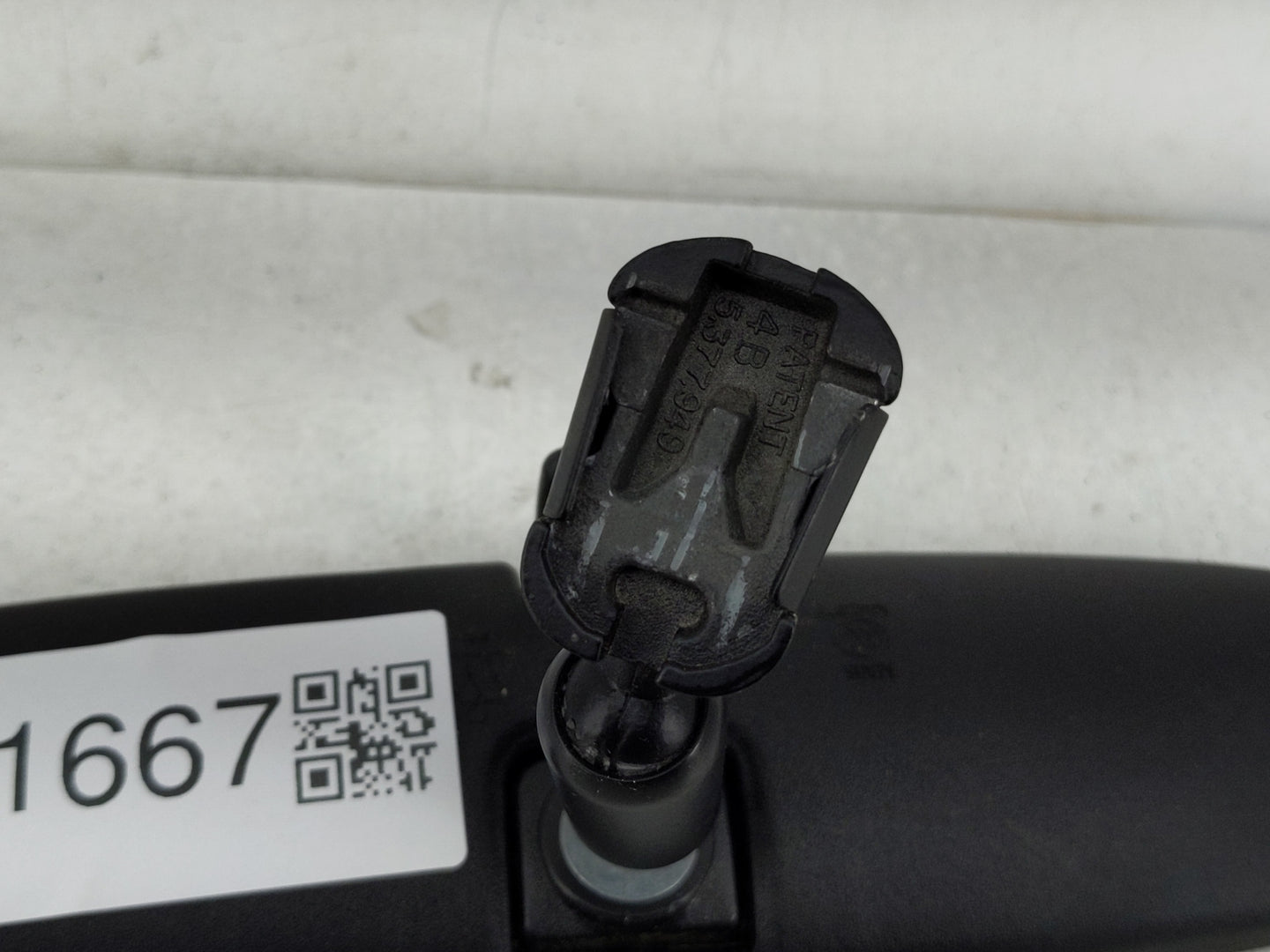2017-2019 Ford Escape Interior Rear View Mirror Replacement OEM P/N:E11025617 E11015617 Fits Fits 2015 2016 2017 2018 2019 O