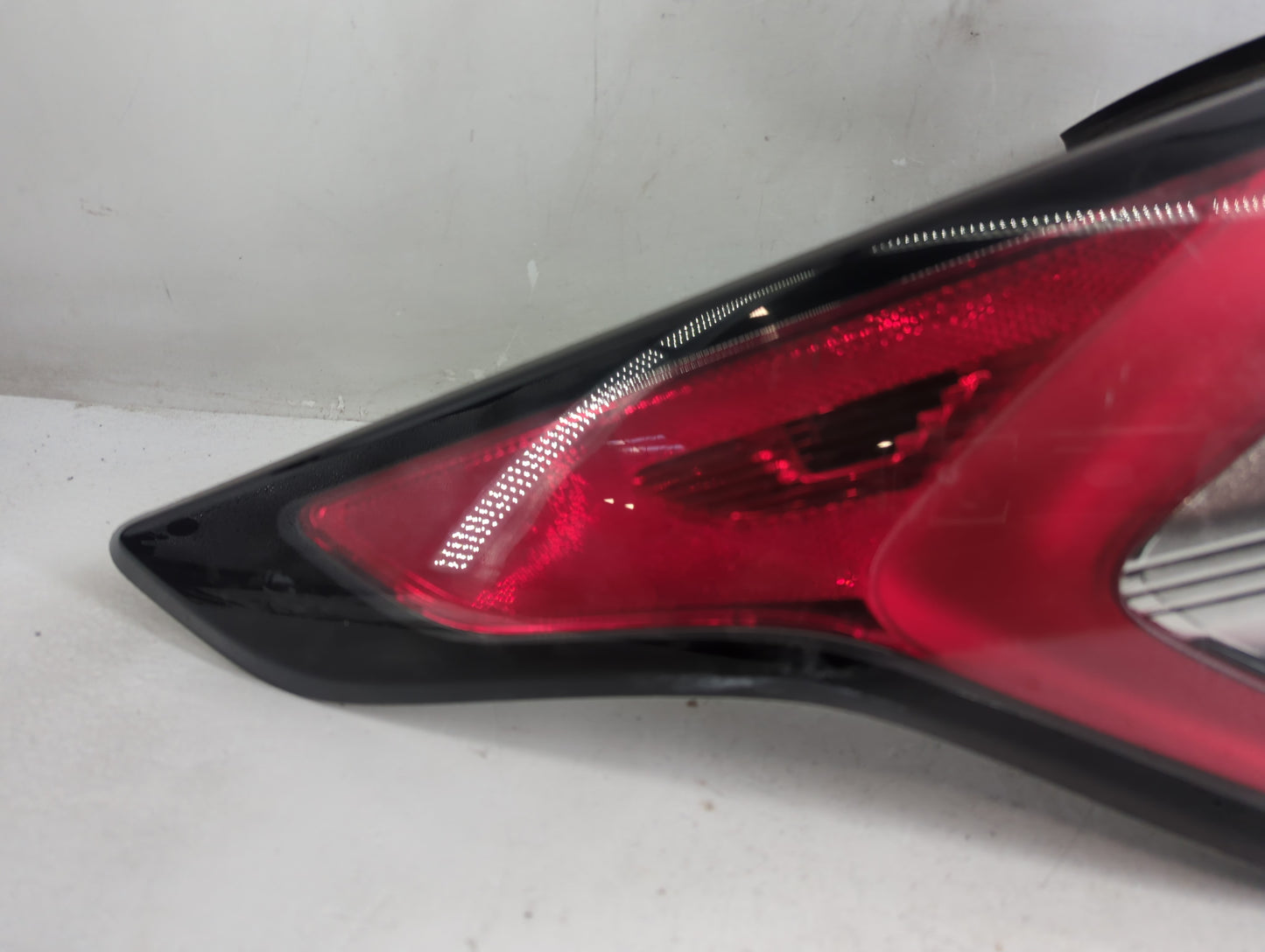 2017-2018 Ford Escape Tail Light Assembly Driver Left OEM P/N:GJ54-13405-AH Fits Fits 2017 2018 OEM Used Auto Parts - Oemuse
