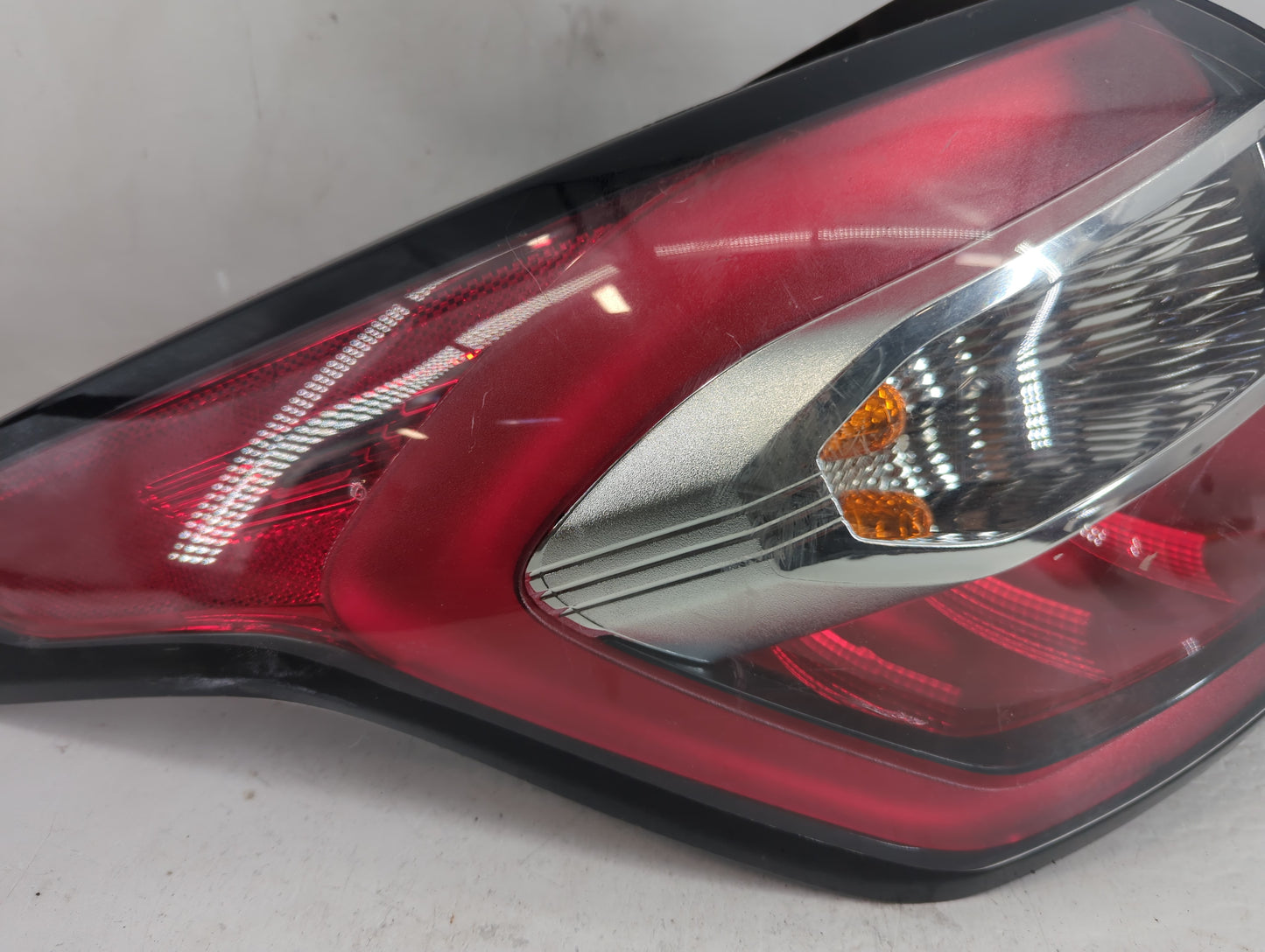 2017-2018 Ford Escape Tail Light Assembly Driver Left OEM P/N:GJ54-13405-AH Fits Fits 2017 2018 OEM Used Auto Parts - Oemuse